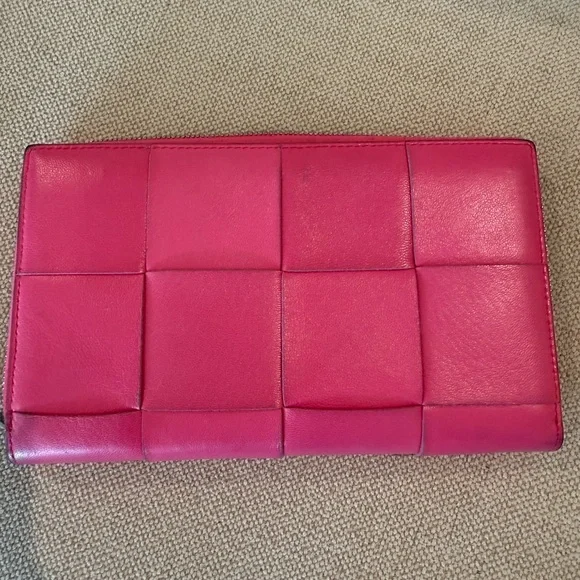 Bottega Veneta Pink Intrecciato Zip Around Wallet - Picture 3 of 11